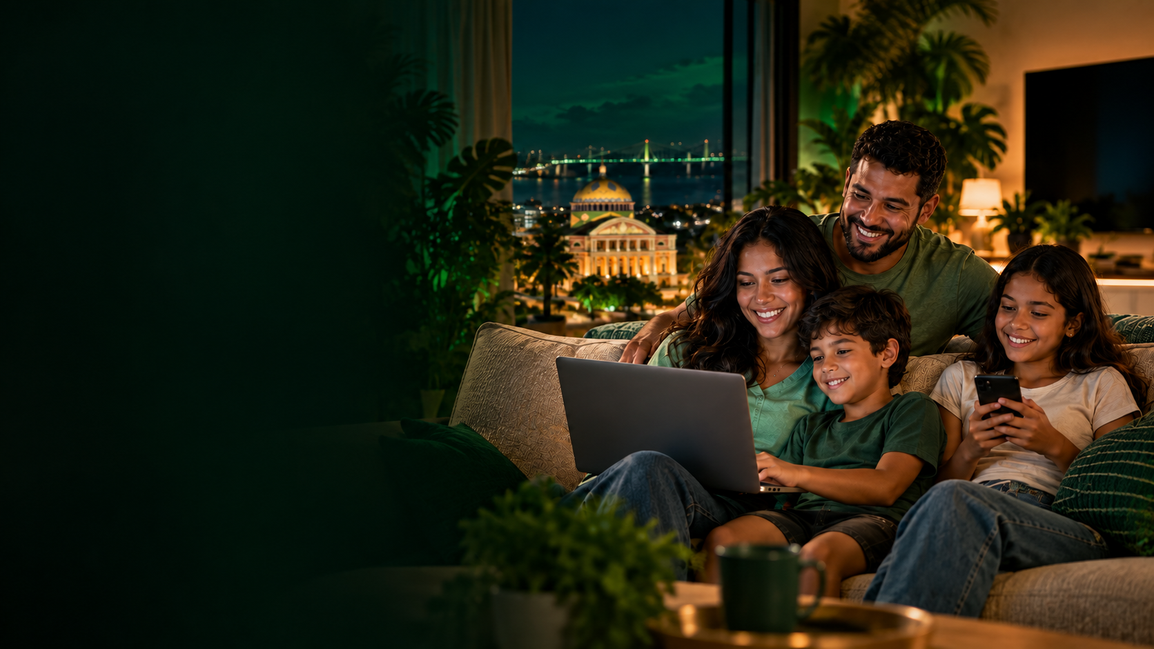 Família em Manaus conectada à internet fibra